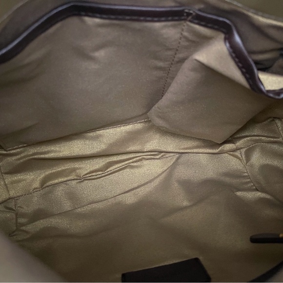 Antonio Melani Gold Metallic Flap Closure Chain Strap Emblem Purse Handbag Bag - Picture 7 of 11